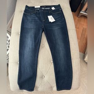 NWT Judy Blue pull on skinny fit jeans. Dark wash. Size 15/32